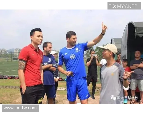 深入探讨足球明星背后的故事与挑战的独家采访问题设计